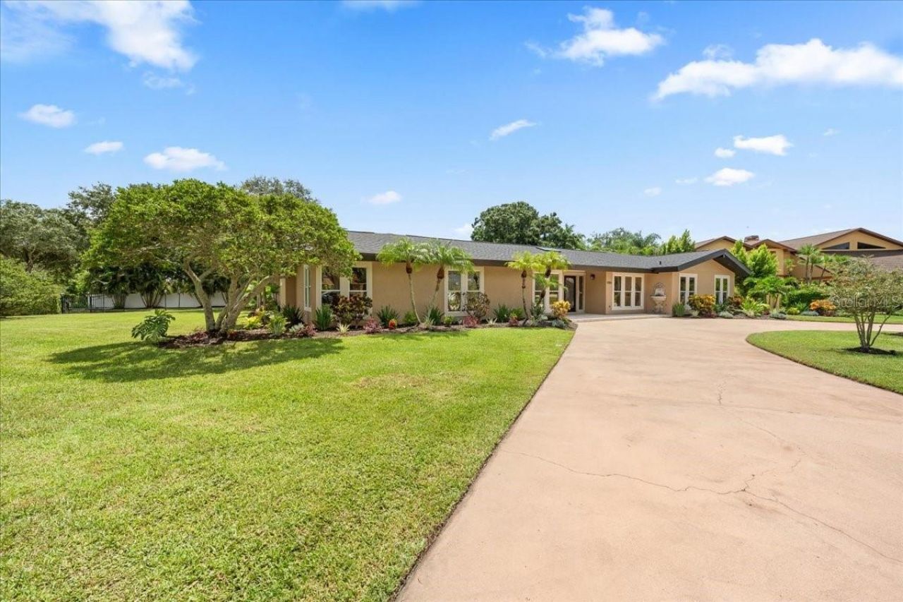 1701 Allens Creek Drive, Clearwater, FL 33764 Photo