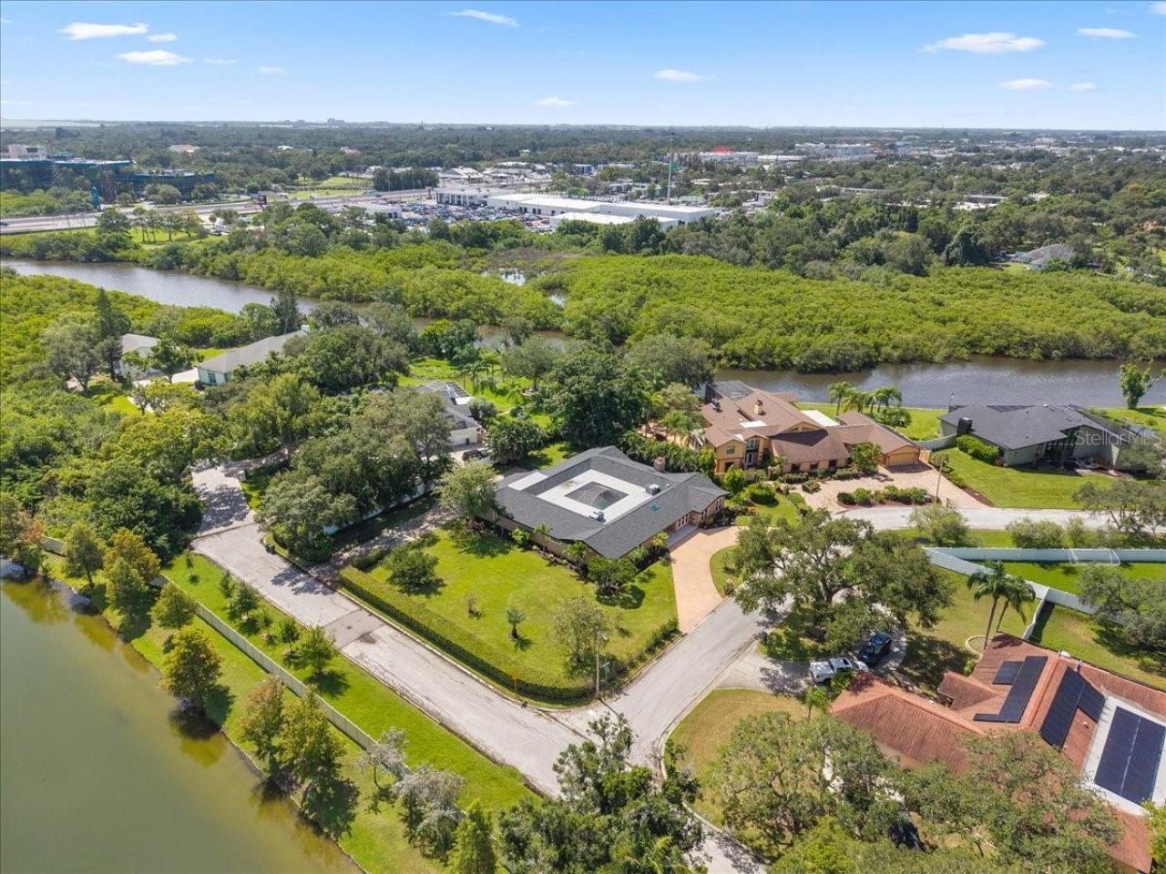 1701 Allens Creek Drive, Clearwater, FL 33764 Photo