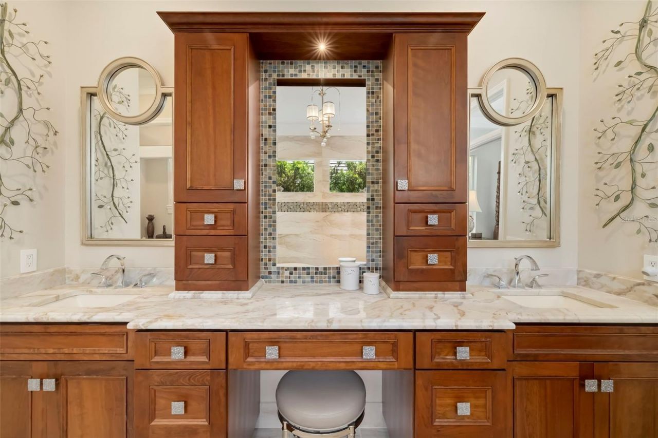 7215 Chatsworth Court, Bradenton, FL 34201 Photo
