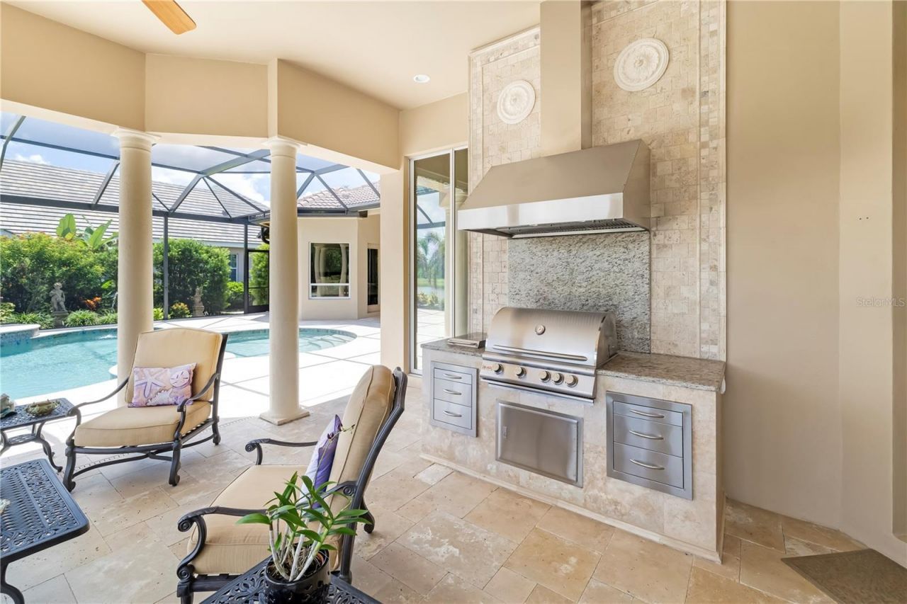 7215 Chatsworth Court, Bradenton, FL 34201 Photo