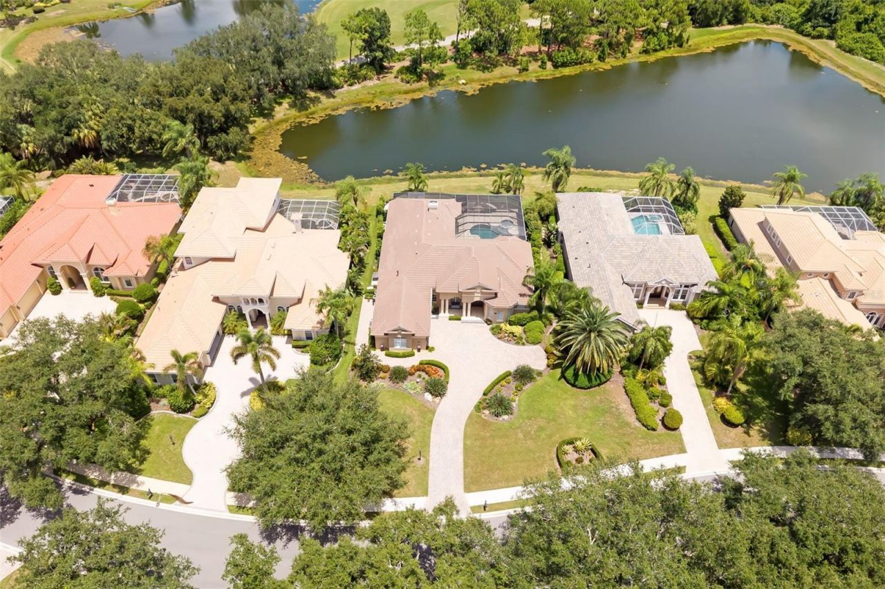 7215 Chatsworth Court, Bradenton, FL 34201 Photo