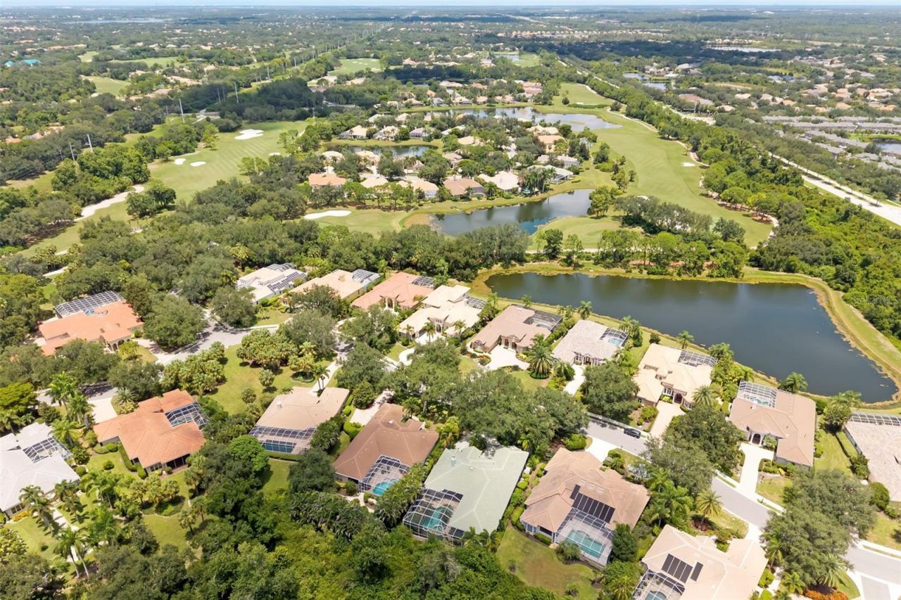 7215 Chatsworth Court, Bradenton, FL 34201 Photo