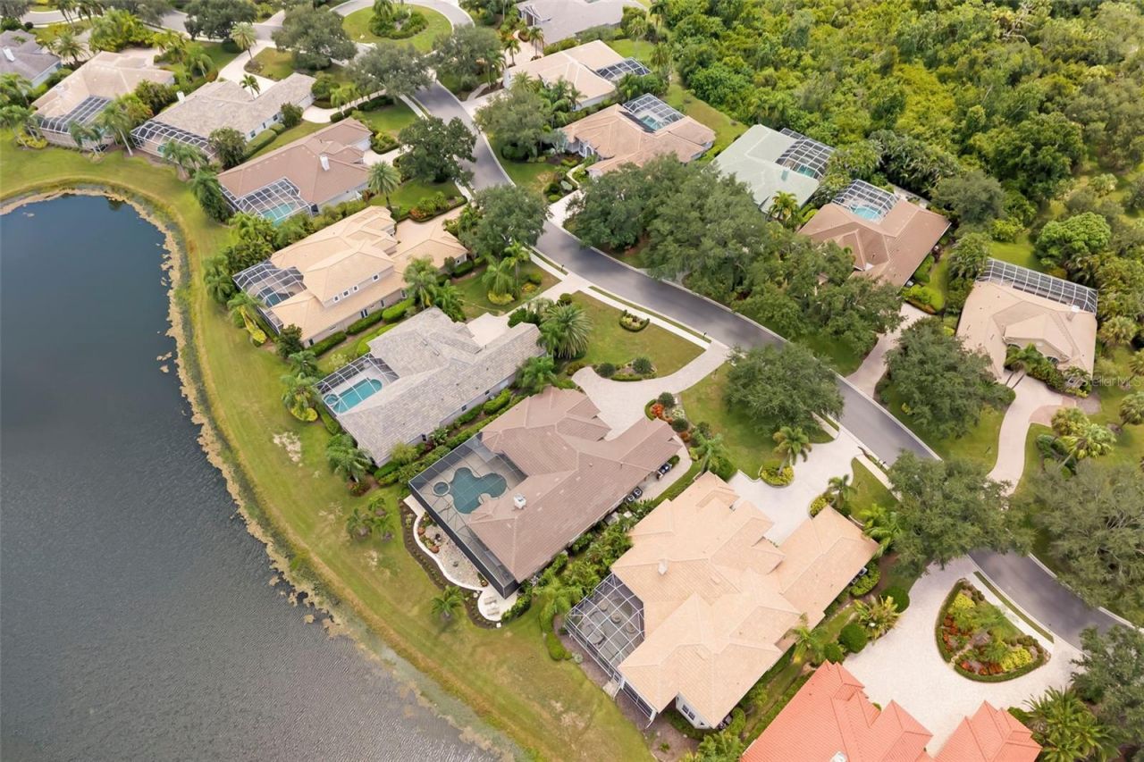 7215 Chatsworth Court, Bradenton, FL 34201 Photo