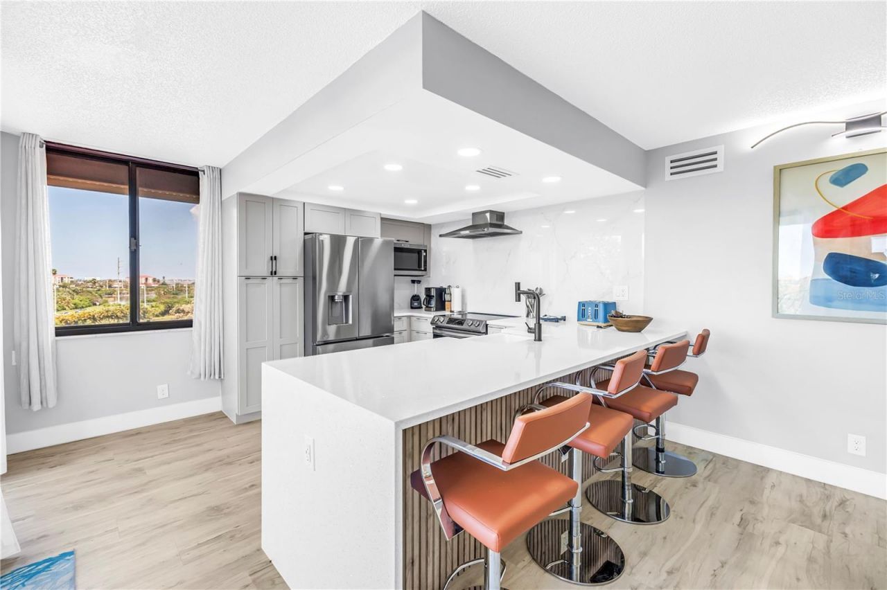 6269 Palma Del Mar Boulevard S, Unit 508, Saint Petersburg, FL 33715 Photo