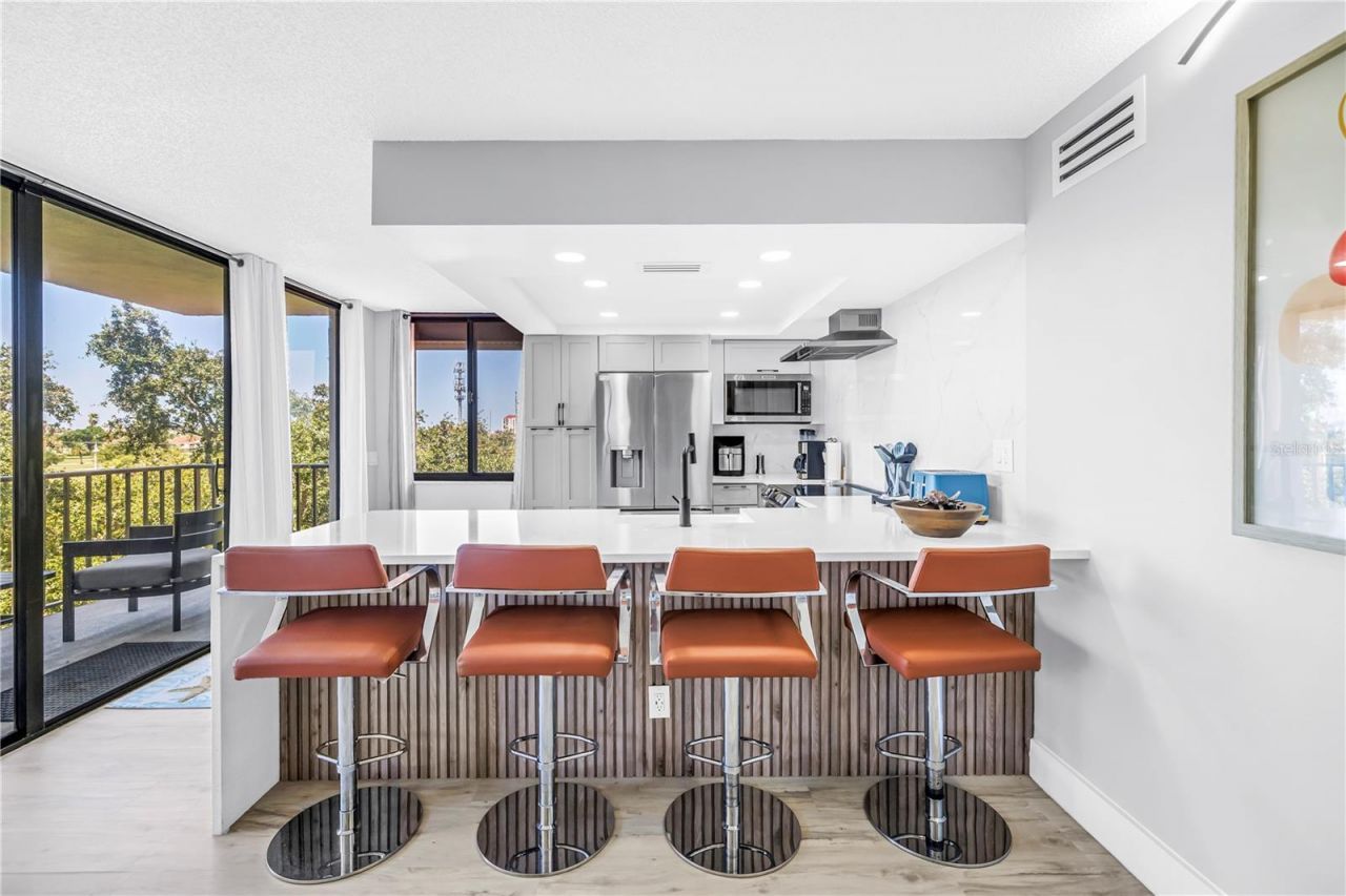 6269 Palma Del Mar Boulevard S, Unit 508, Saint Petersburg, FL 33715 Photo