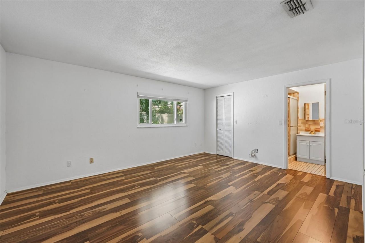 144 8th Avenue N, Saint Petersburg, FL 33701 Photo