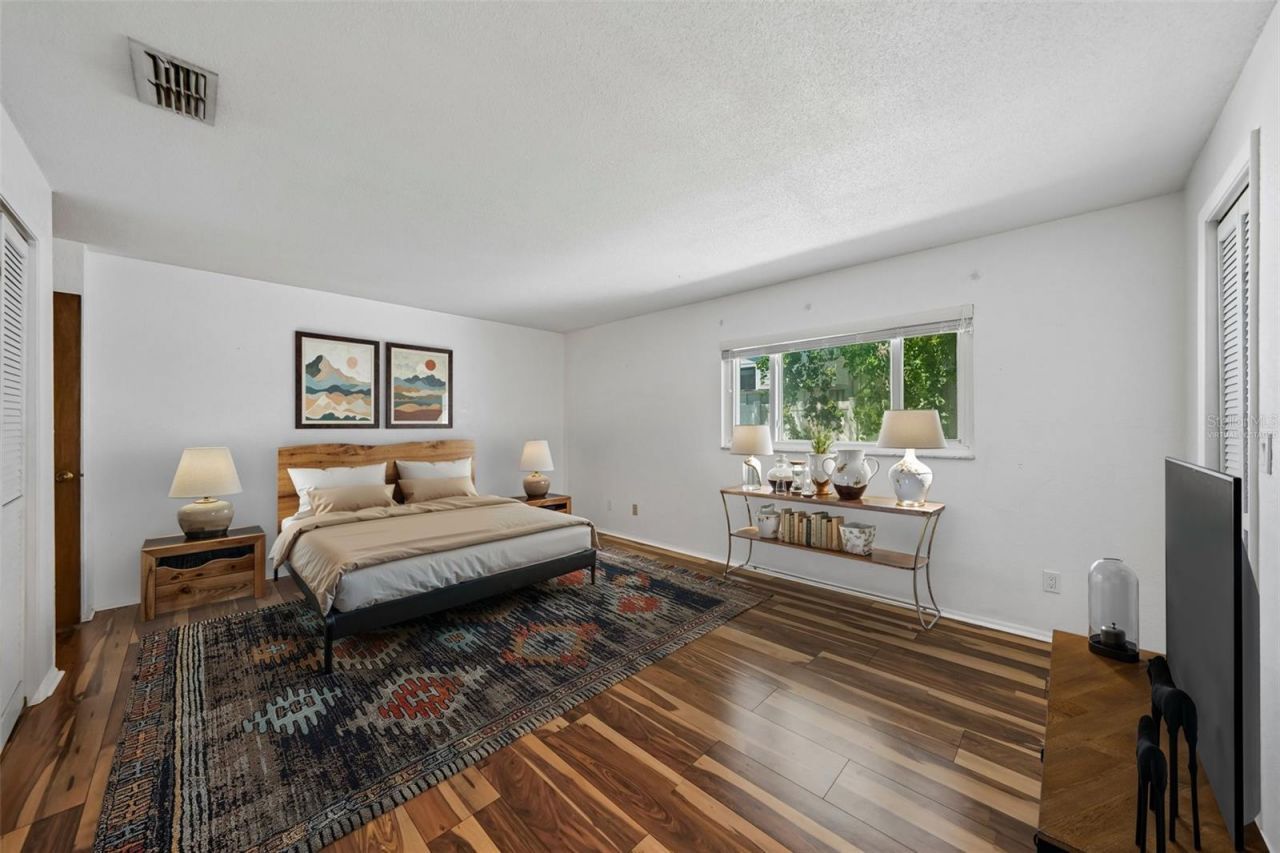 144 8th Avenue N, Saint Petersburg, FL 33701 Photo