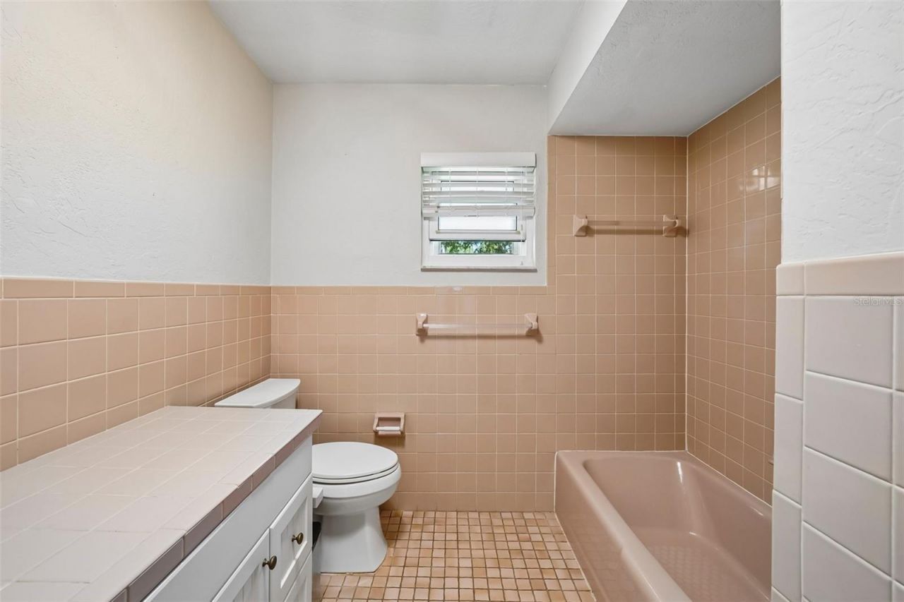 144 8th Avenue N, Saint Petersburg, FL 33701 Photo