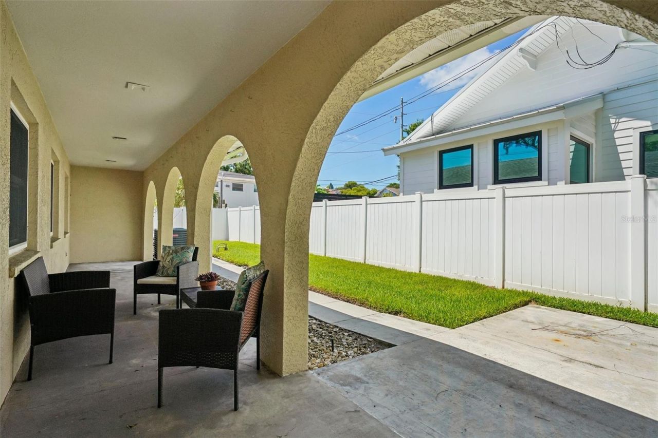 144 8th Avenue N, Saint Petersburg, FL 33701 Photo