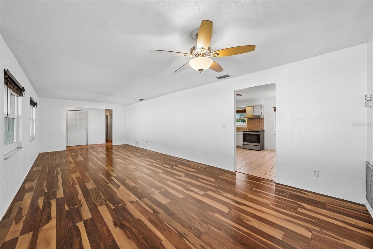 144 8th Avenue N, Saint Petersburg, FL 33701 Photo