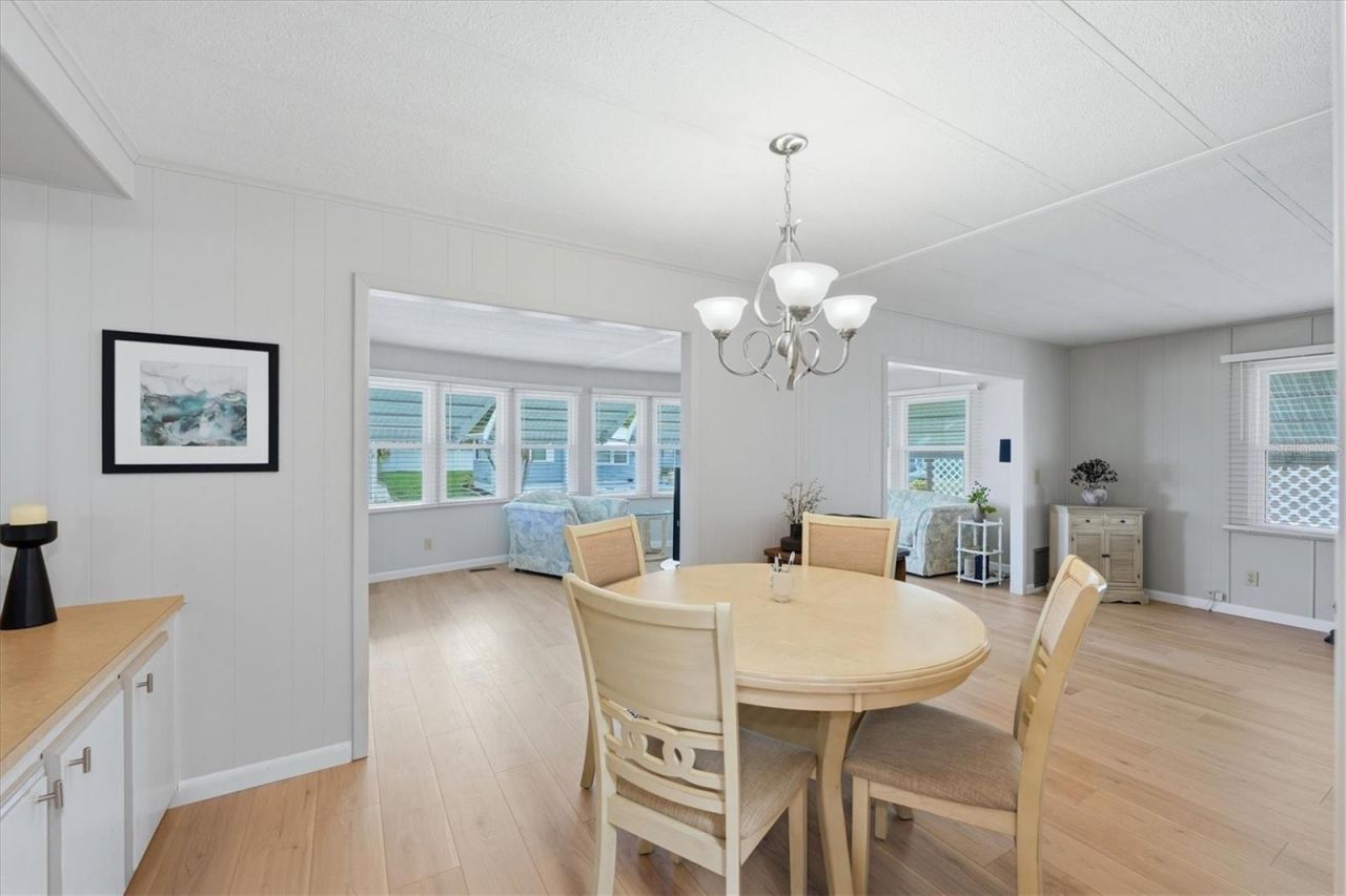 808 53rd Avenue E, Unit 88, Bradenton, FL 34203 Photo