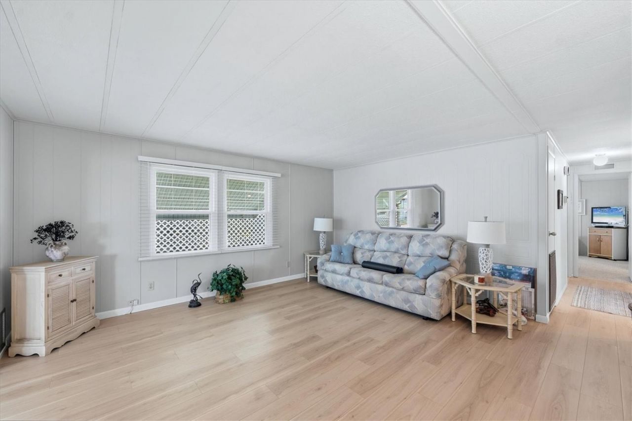 808 53rd Avenue E, Unit 88, Bradenton, FL 34203 Photo