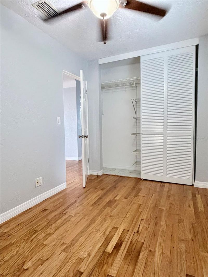 4320 Yardley Avenue N, Saint Petersburg, FL 33713 Photo