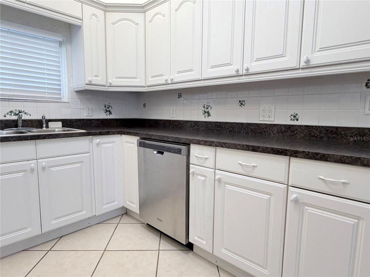 4320 Yardley Avenue N, Saint Petersburg, FL 33713 Photo