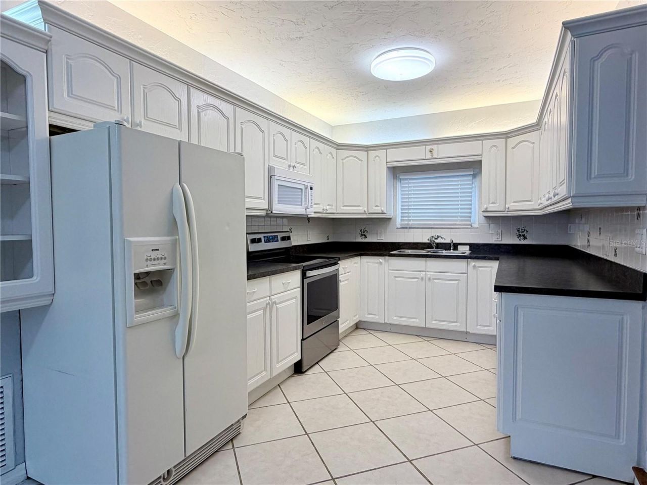 4320 Yardley Avenue N, Saint Petersburg, FL 33713 Photo