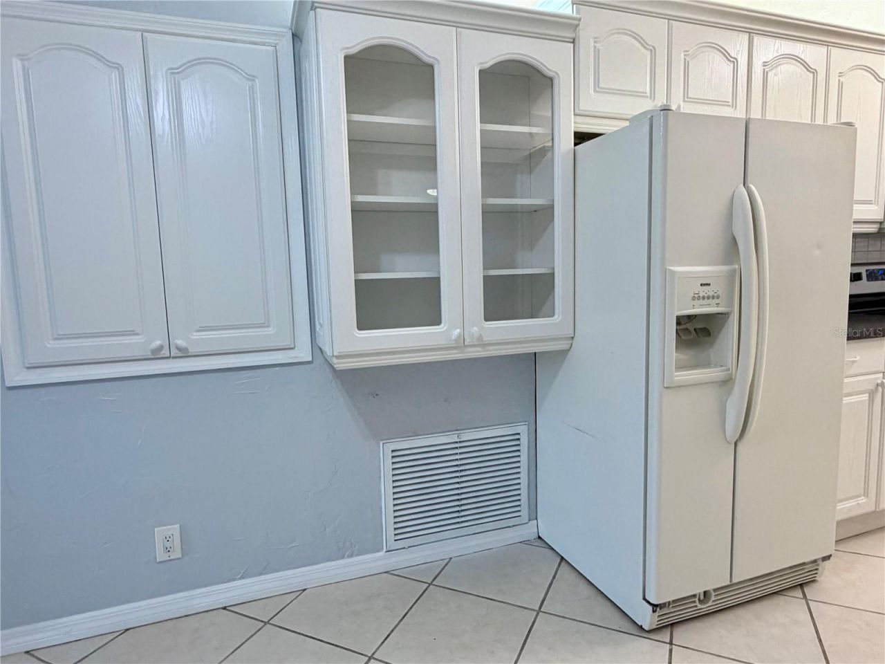 4320 Yardley Avenue N, Saint Petersburg, FL 33713 Photo