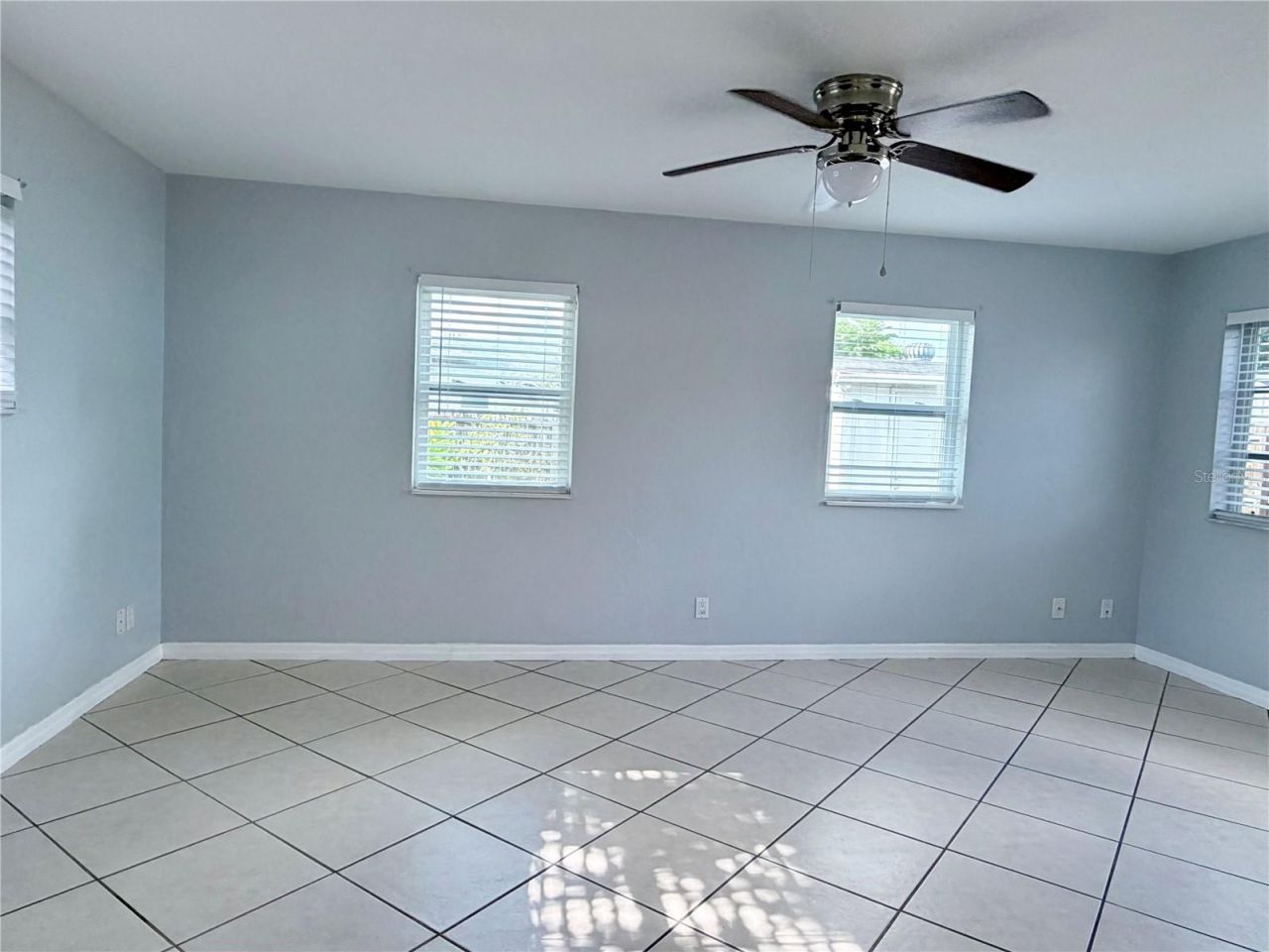 4320 Yardley Avenue N, Saint Petersburg, FL 33713 Photo