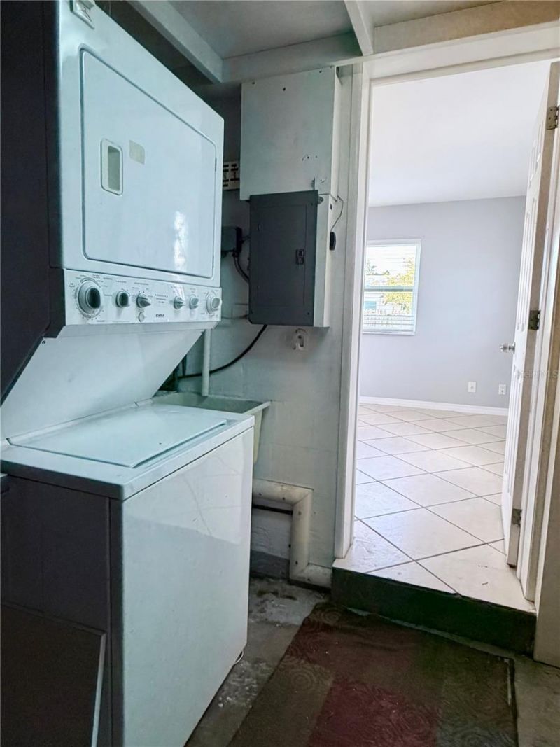4320 Yardley Avenue N, Saint Petersburg, FL 33713 Photo
