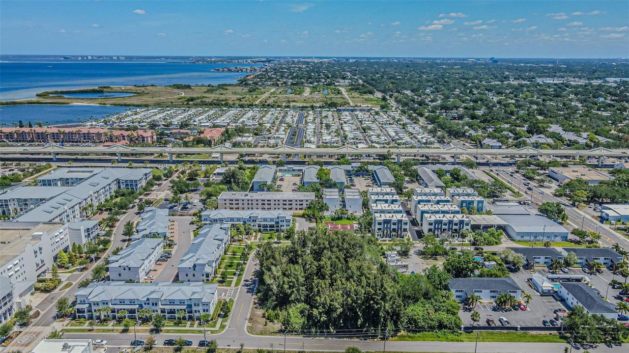 4904 W Paul Avenue, Tampa, FL 33611 Photo