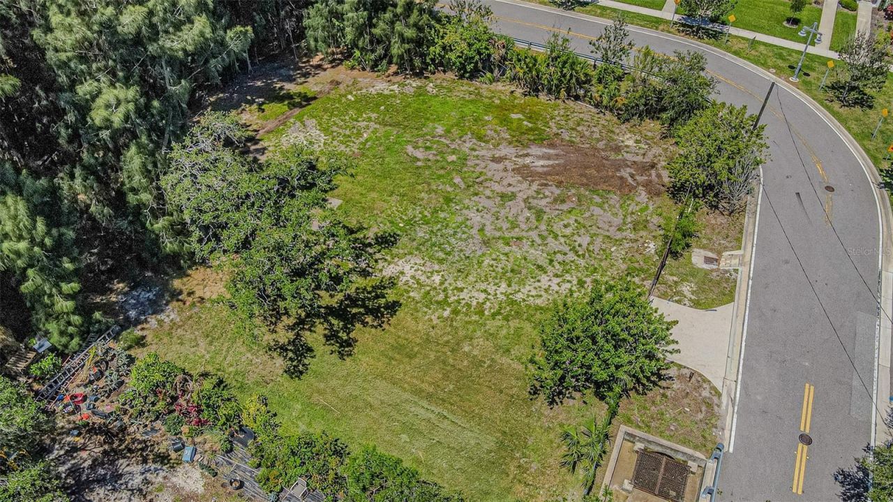 4904 W Paul Avenue, Tampa, FL 33611 Photo