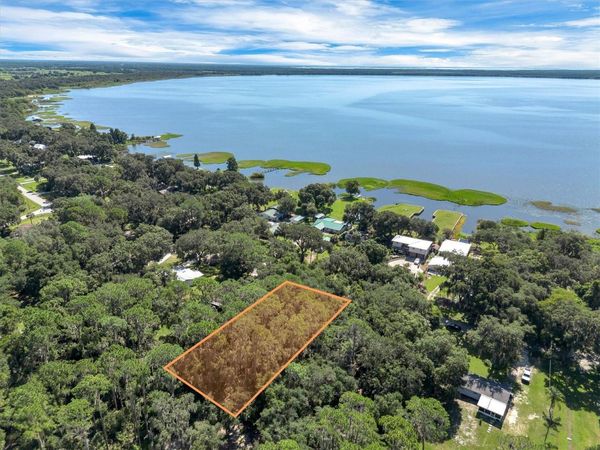 BEACH PARKWAY , LAKE WALES, FL 33898