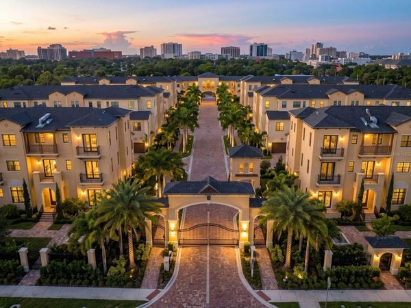 918 ORANGE AVENUE, SARASOTA, FL 34236