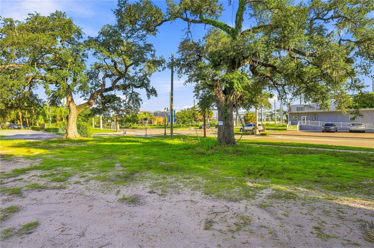 918 Orange Avenue , Sarasota, FL 34236 Photo