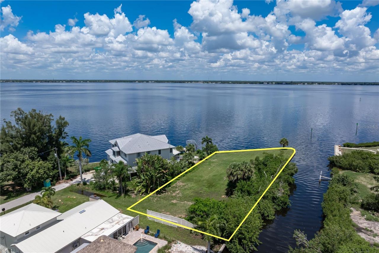 302 Klispie Drive , Punta Gorda, FL 33950 Photo