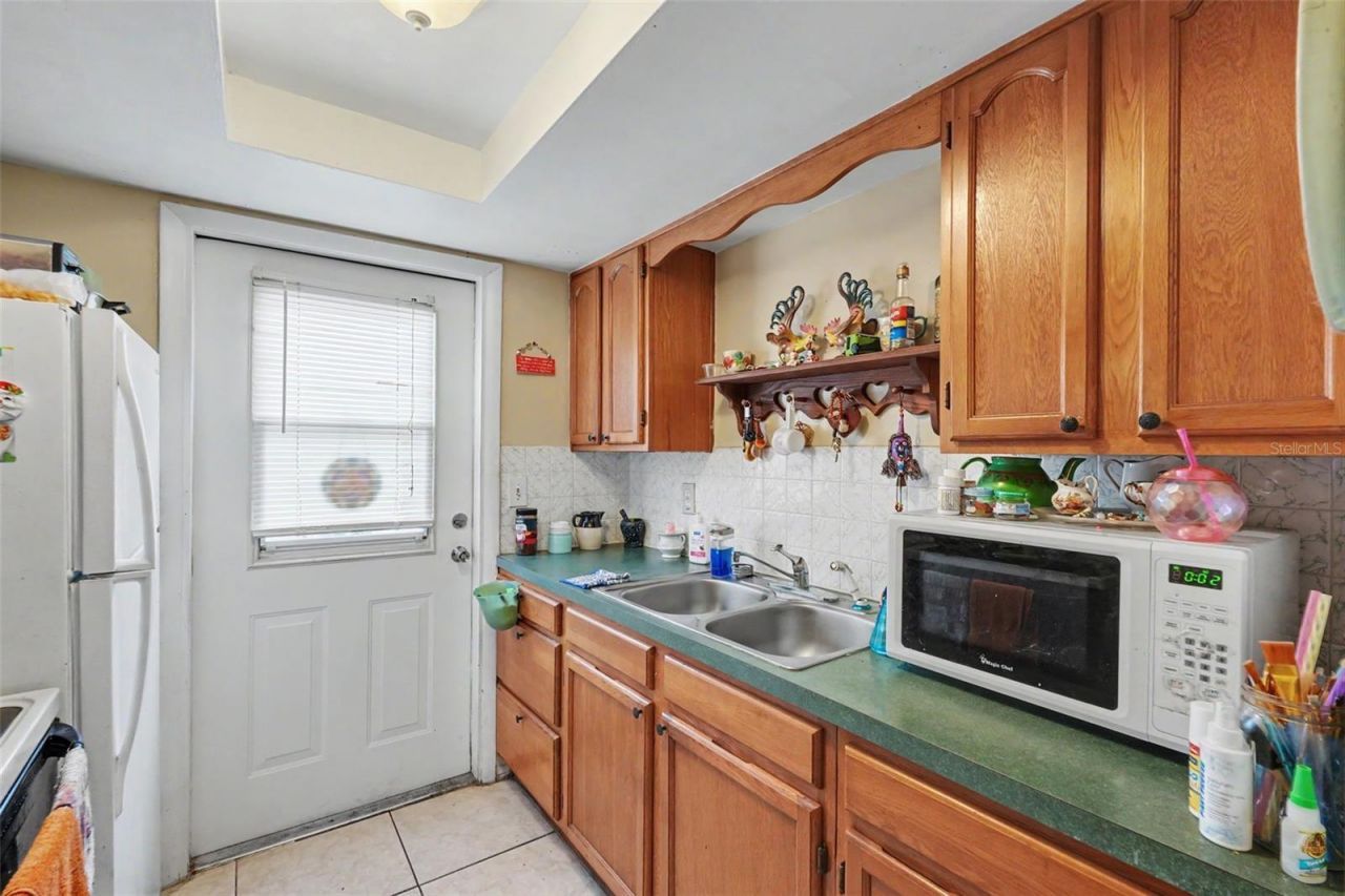 5513 Oceanic Road , Holiday, FL 34690 Photo