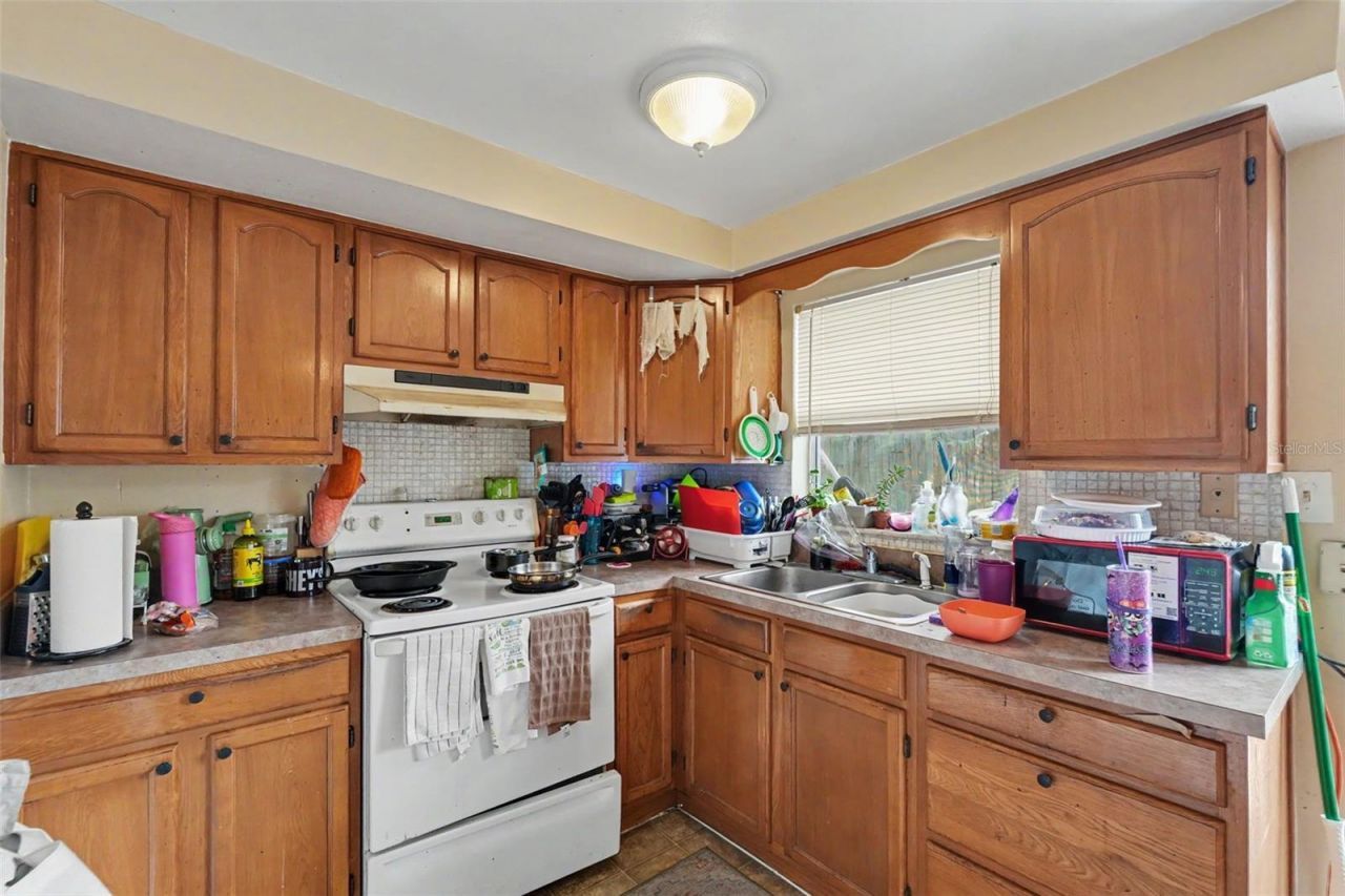 5513 Oceanic Road , Holiday, FL 34690 Photo