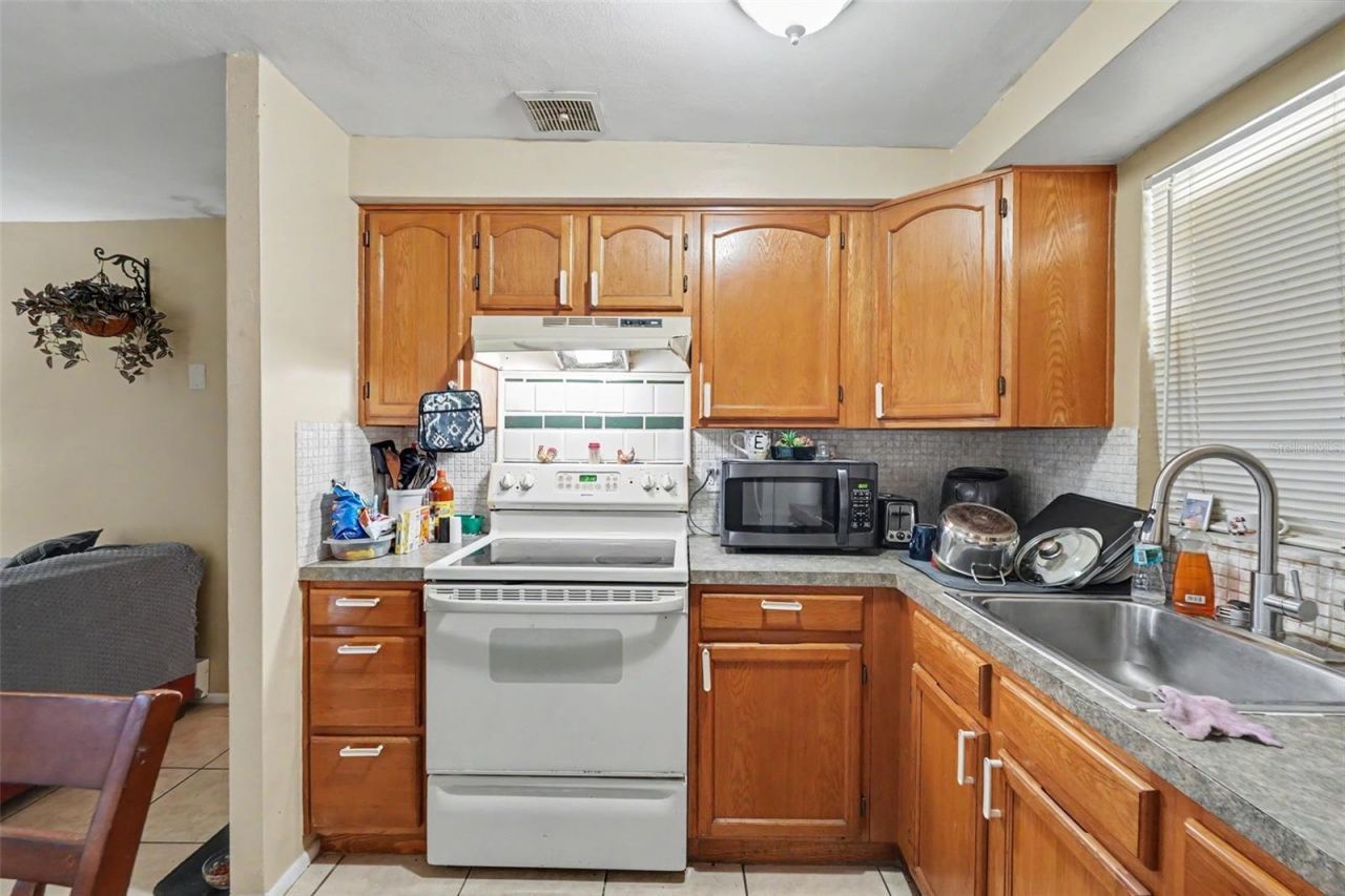 5513 Oceanic Road , Holiday, FL 34690 Photo