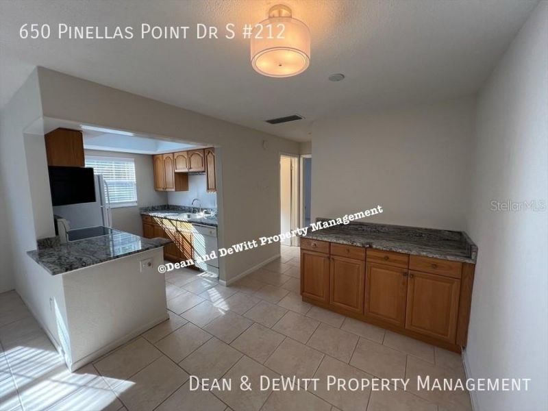 650 Pinellas Point Drive S, Unit 212, Saint Petersburg, FL 33705 Photo