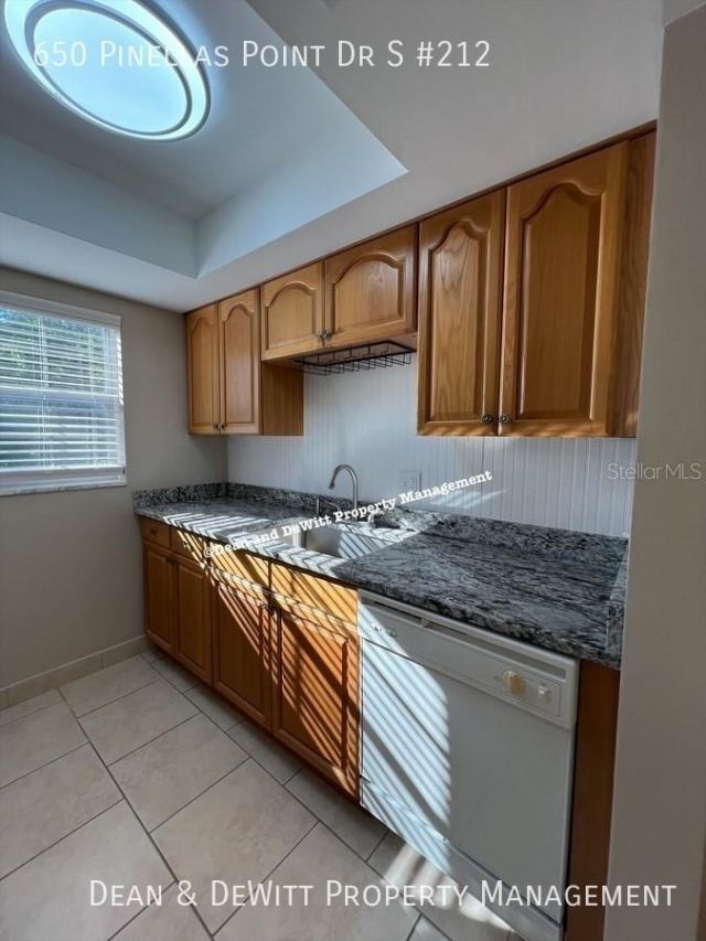 650 Pinellas Point Drive S, Unit 212, Saint Petersburg, FL 33705 Photo