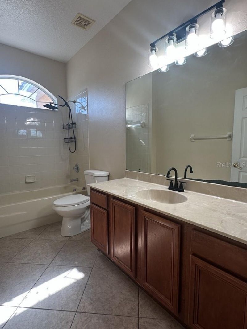 18048 Java Isle Drive, Tampa, FL 33647 Photo