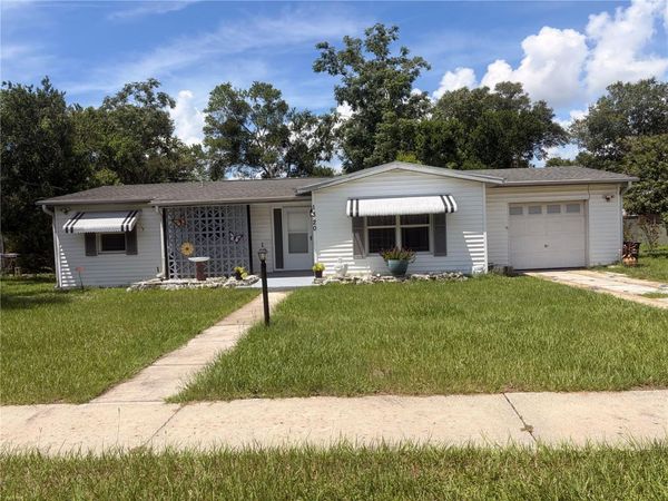 1320 HARTLEY AVENUE , DELTONA, FL 32725