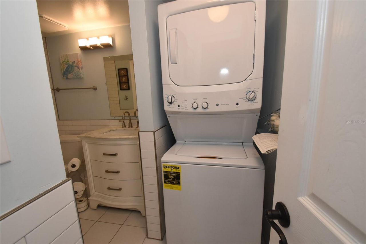 1687 Brookhouse Circle, Unit BR221, Sarasota, FL 34231 Photo