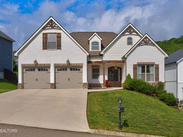 2043 Highlands Ridge Lane, Knoxville, TN 37932