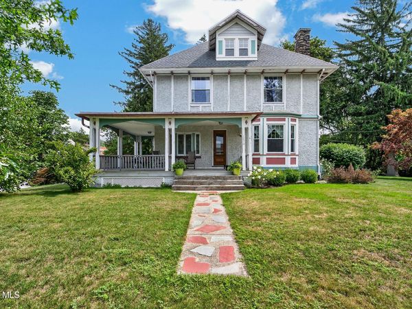 1270 Palmer Avenue, Niskayuna, NY 12309