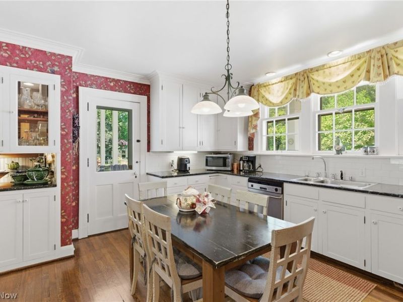 2289 N Park Boulevard, Cleveland Heights, OH 44106 Photo 23