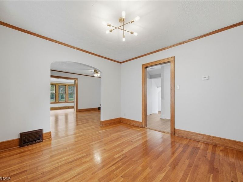 202 Hawk Avenue, Akron, OH 44312 Photo 10