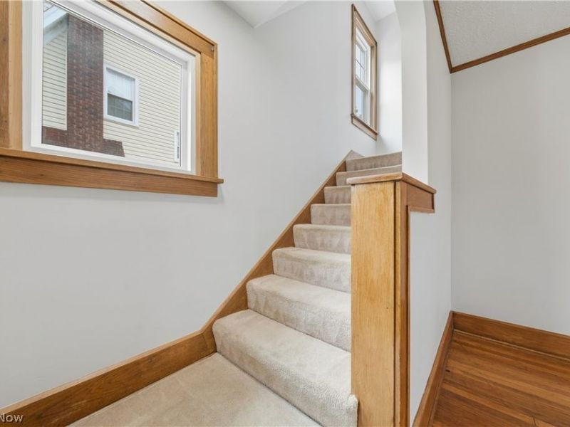 202 Hawk Avenue, Akron, OH 44312 Photo 15