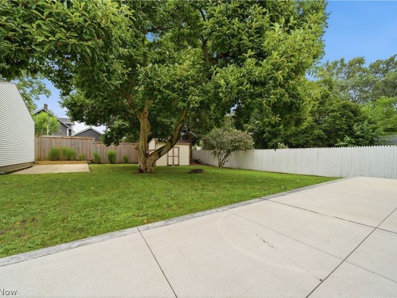 202 Hawk Avenue, Akron, OH 44312 Photo 34