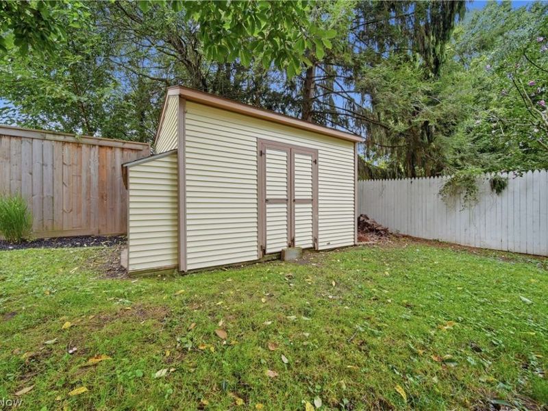 202 Hawk Avenue, Akron, OH 44312 Photo 36