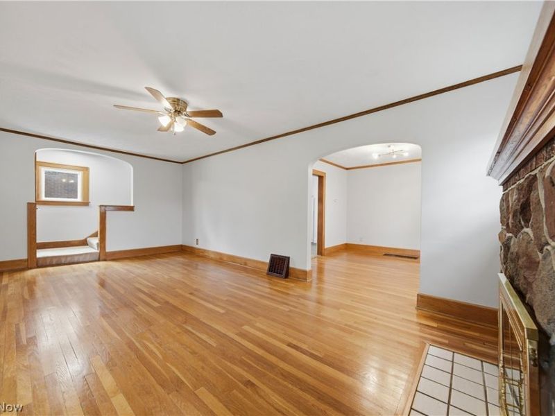 202 Hawk Avenue, Akron, OH 44312 Photo 5