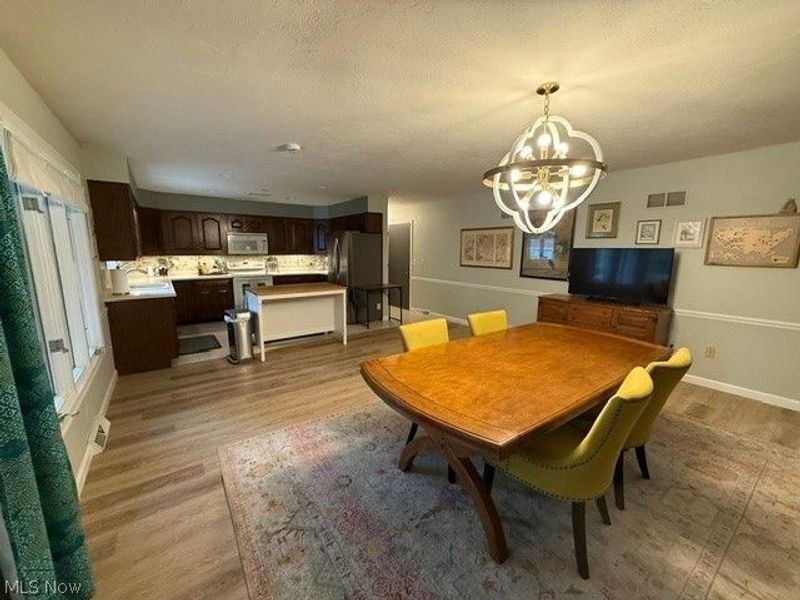 3986 April Drive, Uniontown, OH 44685 Photo 12