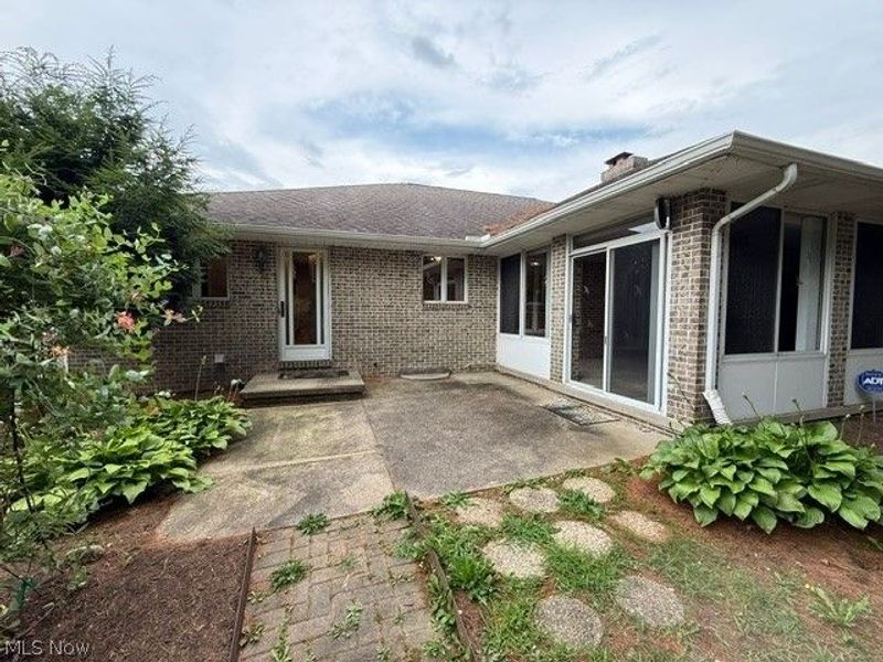 3986 April Drive, Uniontown, OH 44685 Photo 46