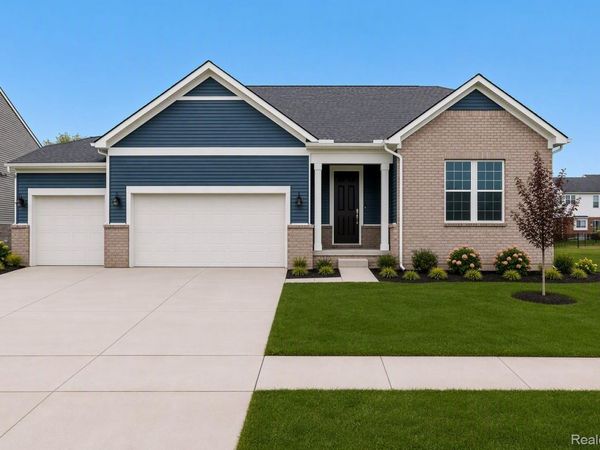 50745 Crusader Drive , Macomb Township, Mi 48044