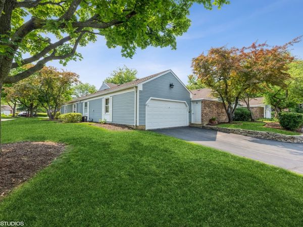2 Pepperell On Asbury , Rolling Meadows, IL 60008