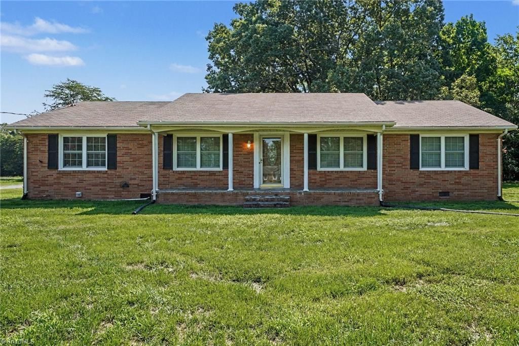801 Woodard Drive, Whitsett, NC 27377 Main Photo