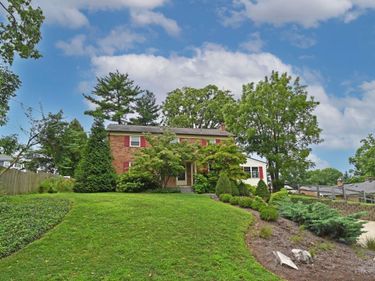 6337 Kincaid Road, Cincinnati, OH 45213